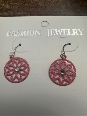 Fashion Jewelry Pink Filigree Circle Drop Earrings with Clear Stone